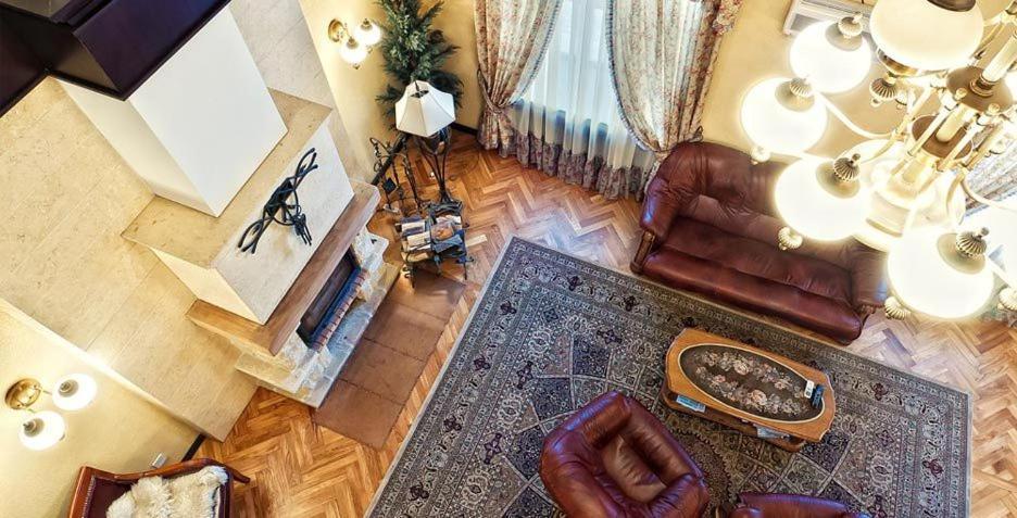 Merey Hotel Karagandy エクステリア 写真