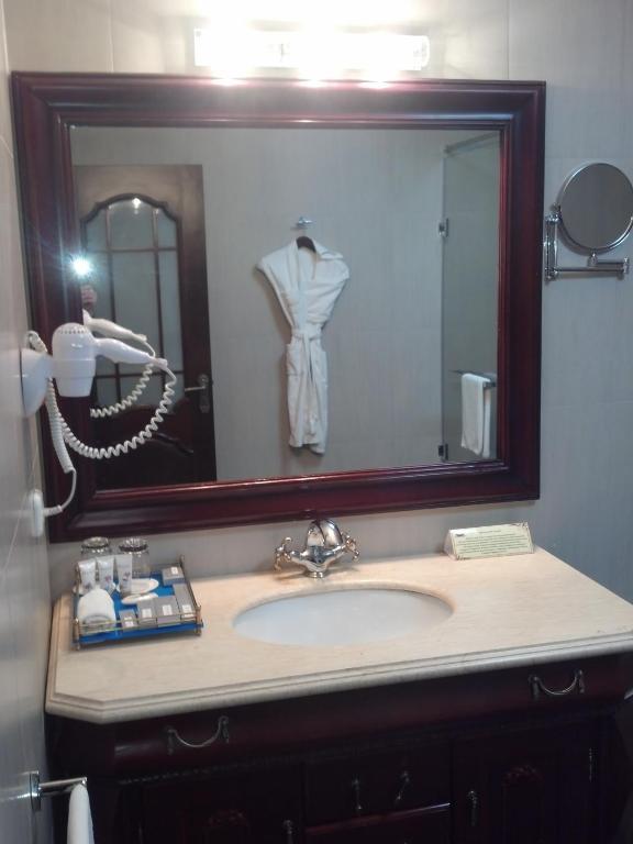 Merey Hotel Karagandy 部屋 写真