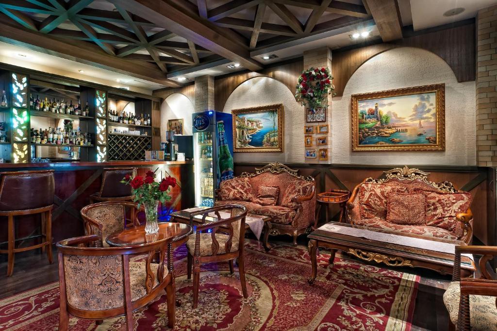 Merey Hotel Karagandy エクステリア 写真
