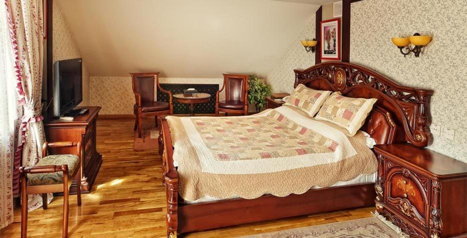 Merey Hotel Karagandy 部屋 写真